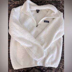 White shearling Patagonia half zip pullover
